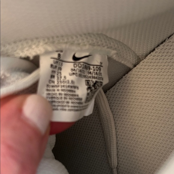 Nike Women's Dunk White leather High-Top Sneakers - Picture 3 of 6